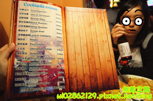 Willy's Grill葳苙二壘：【台南-南區】沙拉x墨西哥玉米片..一起看棒球實況轉播巴...《Willy's Grill葳苙二壘》