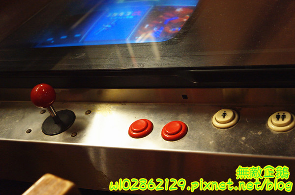 Willy's Grill葳苙二壘：【台南-南區】沙拉x墨西哥玉米片..一起看棒球實況轉播巴...《Willy's Grill葳苙二壘》