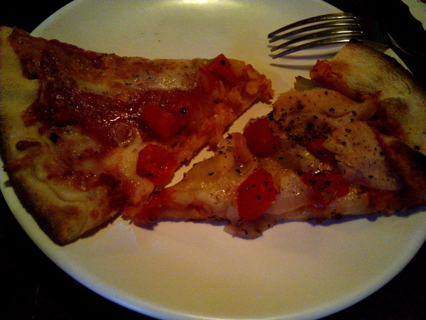 Willy's Grill葳苙二壘:【臺南Ω南區】Willy's Sport Restaurant 葳苙二壘。邊吃美式料理邊看球賽,聚會慶祝狂歡好選擇