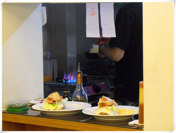 日光 緩緩:【Go Tainan試吃邀約】早午餐最佳選擇! CP值超高+意外小插曲~_《日光 緩緩》