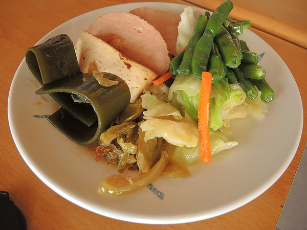 乾慧素食：(食記) 嘉義乾慧素食