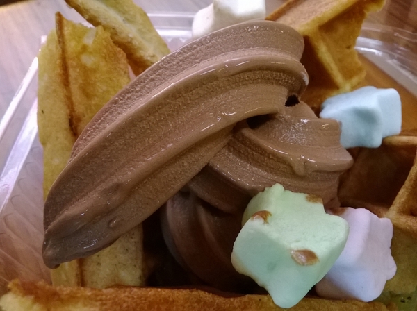 冷之果-手作幸福霜淇淋：沒有牛奶？!用早上買回來的新鮮水果做成超美味霜淇淋----冷之果-手作幸福霜淇淋