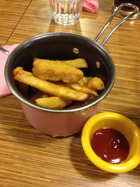 pizza zone 手工披薩：[台北] 淡江巷弄隱藏異國美食 現點現做請耐心等候