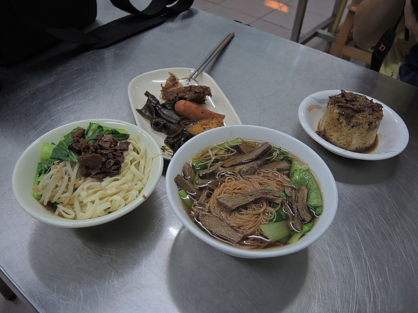 竹林素食:(食記) 嘉義文化路麵線 & 竹林素食