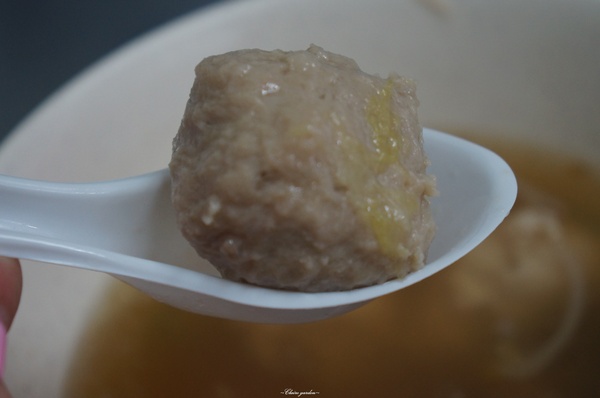 漢奇肉羹店：[北投在地美食]漢奇肉羹~排隊到爆炸也要吃的美味大塊滷肉飯攻略