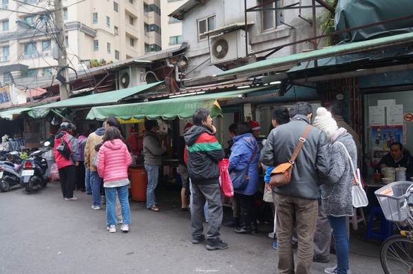 漢奇肉羹店：[北投在地美食]漢奇肉羹~排隊到爆炸也要吃的美味大塊滷肉飯攻略