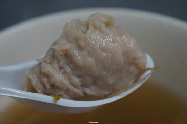 漢奇肉羹店：[北投在地美食]漢奇肉羹~排隊到爆炸也要吃的美味大塊滷肉飯攻略