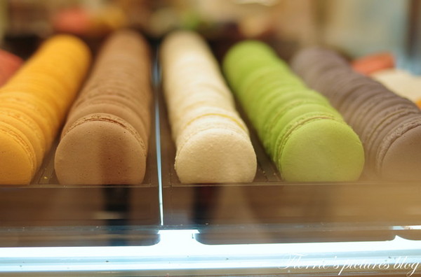 Kaffee Amadeus阿瑪迪斯咖啡館(板橋大遠百):口碑券美食之旅~Kaffee Amadeus阿瑪迪斯咖啡館(板橋大遠百店)~沙河蛋糕變成熱甜點囉