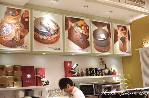 Kaffee Amadeus阿瑪迪斯咖啡館(板橋大遠百):口碑券美食之旅~Kaffee Amadeus阿瑪迪斯咖啡館(板橋大遠百店)~沙河蛋糕變成熱甜點囉