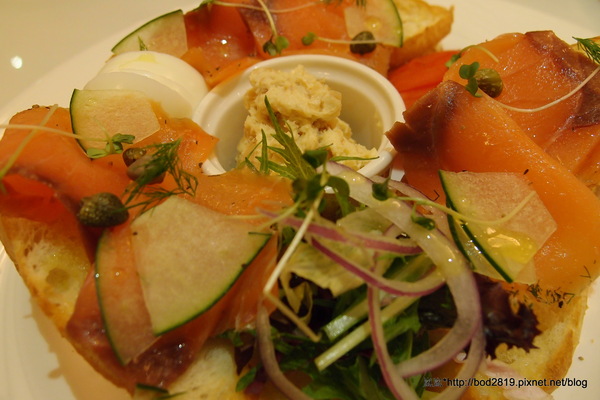 Kaffee Amadeus阿瑪迪斯咖啡館(板橋大遠百): 【新北板橋】Kaffee Amadeus阿瑪迪斯咖啡館(板橋大遠百店)-初體驗精緻美味的奧地利餐點!