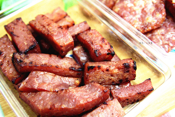 快車肉乾：【宅配。伴手禮】快車肉乾/肉紙  過年過節 伴手禮選擇之一  方便宅配團購