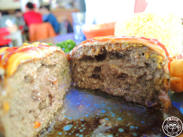 LV5.5 新人類樂園:呷飽祙【台中西屯・LV5.5新世界樂園】海賊迷必訪的海賊王主題餐廳