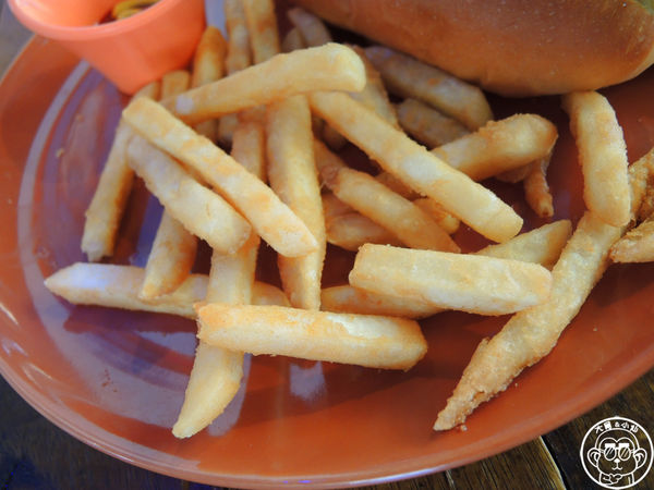 LV5.5 新人類樂園:呷飽祙【台中西屯・LV5.5新世界樂園】海賊迷必訪的海賊王主題餐廳