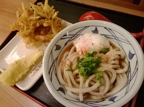 丸亀製麵：溫玉烏龍麵超讚、炸物完全不OK~丸亀製麵所