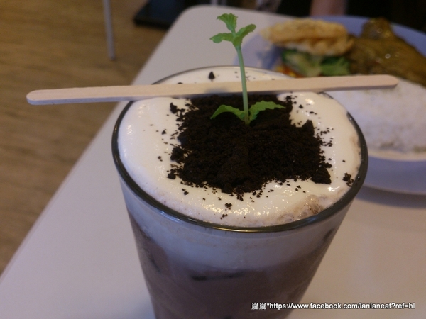 1525綠茶館(士林小東店)：＜口碑券＞【台北士林】1525綠茶館(士林小東店)－店裡的明信片可以寄給未來唷～