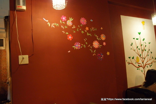 兩棵樹：【台中東海】兩棵樹－適合聚餐的簡餐形式餐廳