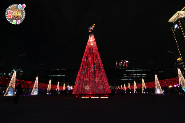 2013臺中聖誕熊厲害:2013臺中聖誕熊厲害✪點燈活動~102.12.06