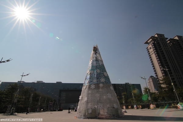 2013臺中聖誕熊厲害:2013臺中聖誕熊厲害✪點燈活動~102.12.06