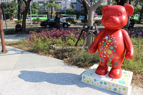 2013泰迪熊台中樂活嘉年華:2013泰迪熊台中樂活嘉年華❤花了9天才拍齊104隻『熊兒』~103.01.01更新