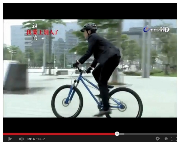 2013泰迪熊台中樂活嘉年華:2013泰迪熊台中樂活嘉年華❤花了9天才拍齊104隻『熊兒』~103.01.01更新