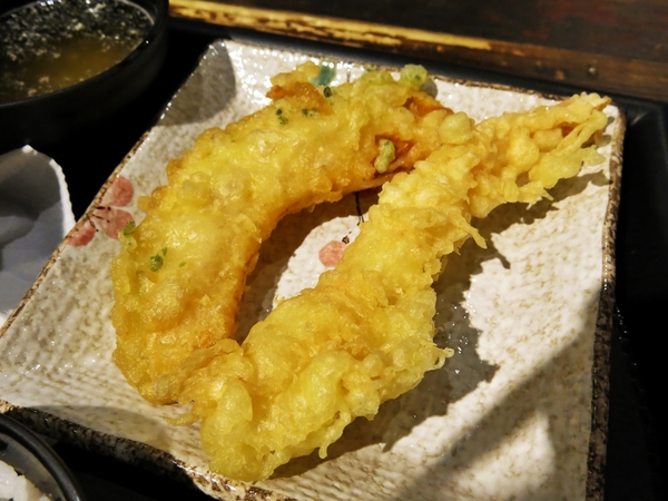 溫や烏龍麵:【捷運劍南路】日本單日賣出4000碗的烏龍麵來了! — 溫や烏龍麵