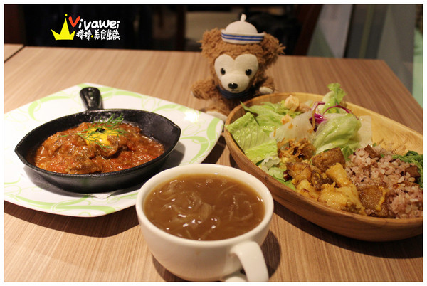 BANAGREEN(瑞光分店)：台北內湖區｜一路從下午茶吃到晚餐的健康飲食『BANAGREEN』