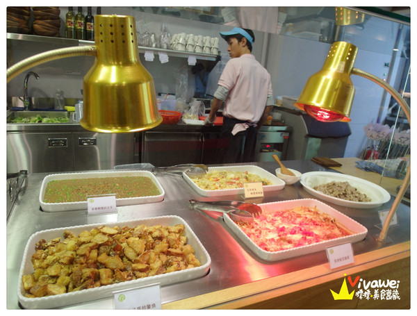 BANAGREEN(瑞光分店)：台北內湖區｜一路從下午茶吃到晚餐的健康飲食『BANAGREEN』