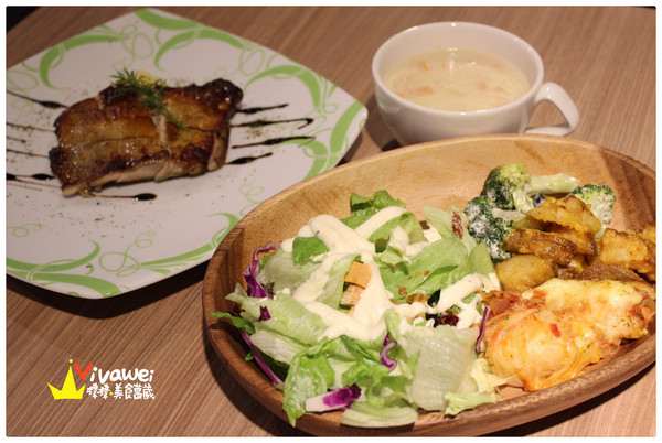 BANAGREEN(瑞光分店)：台北內湖區｜一路從下午茶吃到晚餐的健康飲食『BANAGREEN』