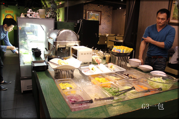 好客 酒吧燒烤(忠孝店):【口碑券】男人大口吃肉、女人小口品酒「好客-酒吧燒烤(忠孝店)」