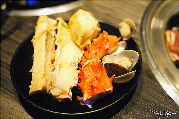 好客 酒吧燒烤(忠孝店)：［台北東區］【好客酒吧燒烤(忠孝店)】天使紅蝦、生蠔、牛小排『帝王餐888』雙人吃到飽體驗