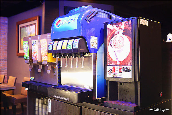 好客 酒吧燒烤(忠孝店)：［台北東區］【好客酒吧燒烤(忠孝店)】天使紅蝦、生蠔、牛小排『帝王餐888』雙人吃到飽體驗