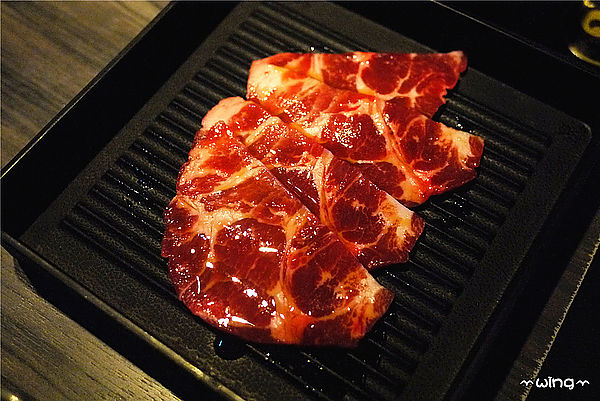 好客 酒吧燒烤(忠孝店)：［台北東區］【好客酒吧燒烤(忠孝店)】天使紅蝦、生蠔、牛小排『帝王餐888』雙人吃到飽體驗