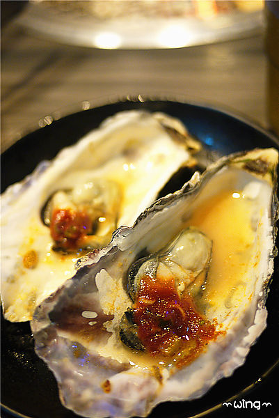 好客 酒吧燒烤(忠孝店)：［台北東區］【好客酒吧燒烤(忠孝店)】天使紅蝦、生蠔、牛小排『帝王餐888』雙人吃到飽體驗