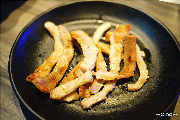 好客 酒吧燒烤(忠孝店)：［台北東區］【好客酒吧燒烤(忠孝店)】天使紅蝦、生蠔、牛小排『帝王餐888』雙人吃到飽體驗