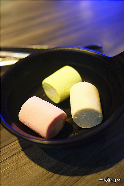 好客 酒吧燒烤(忠孝店)：［台北東區］【好客酒吧燒烤(忠孝店)】天使紅蝦、生蠔、牛小排『帝王餐888』雙人吃到飽體驗