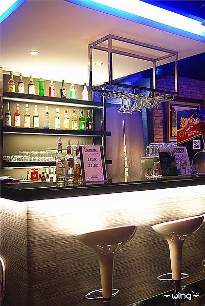 好客 酒吧燒烤(忠孝店)：［台北東區］【好客酒吧燒烤(忠孝店)】天使紅蝦、生蠔、牛小排『帝王餐888』雙人吃到飽體驗