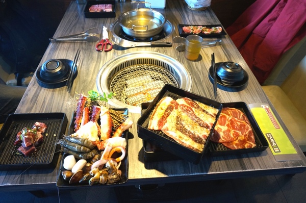 好客 酒吧燒烤(忠孝店)：【口碑券】美味及滿意度破錶的『好客-酒吧燒烤(忠孝店)』