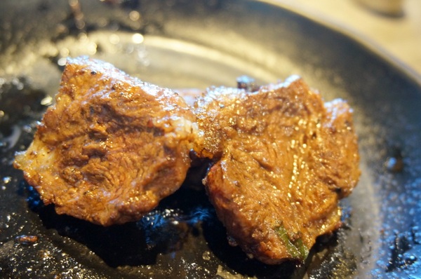 好客 酒吧燒烤(忠孝店)：【口碑券】美味及滿意度破錶的『好客-酒吧燒烤(忠孝店)』