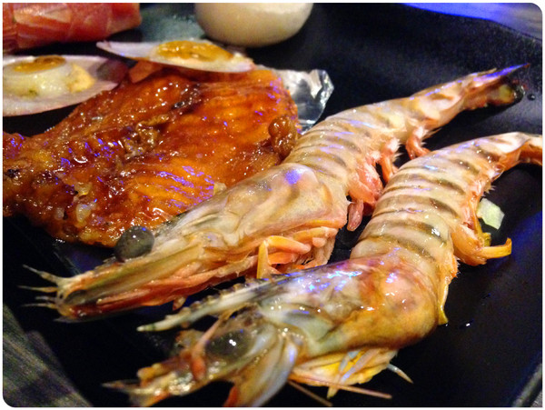 好客 酒吧燒烤(忠孝店):【♥美食】高空吃燒烤,肥美干貝帝王蟹-好客 酒吧燒烤