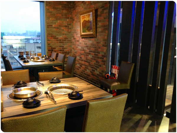 好客 酒吧燒烤(忠孝店):【♥美食】高空吃燒烤,肥美干貝帝王蟹-好客 酒吧燒烤