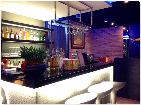 好客 酒吧燒烤(忠孝店):【♥美食】高空吃燒烤,肥美干貝帝王蟹-好客 酒吧燒烤