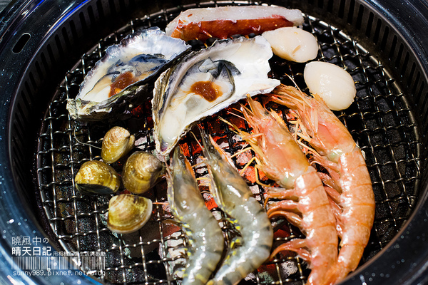 好客 酒吧燒烤(忠孝店)：【口碑券試吃】在台北的天空享受燒肉--天空酒吧好客