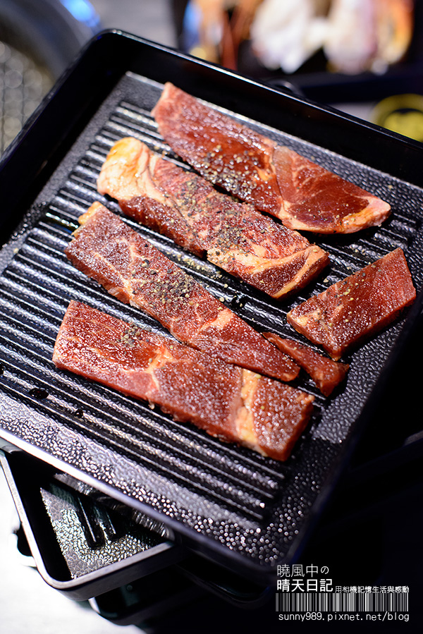 好客 酒吧燒烤(忠孝店)：【口碑券試吃】在台北的天空享受燒肉--天空酒吧好客