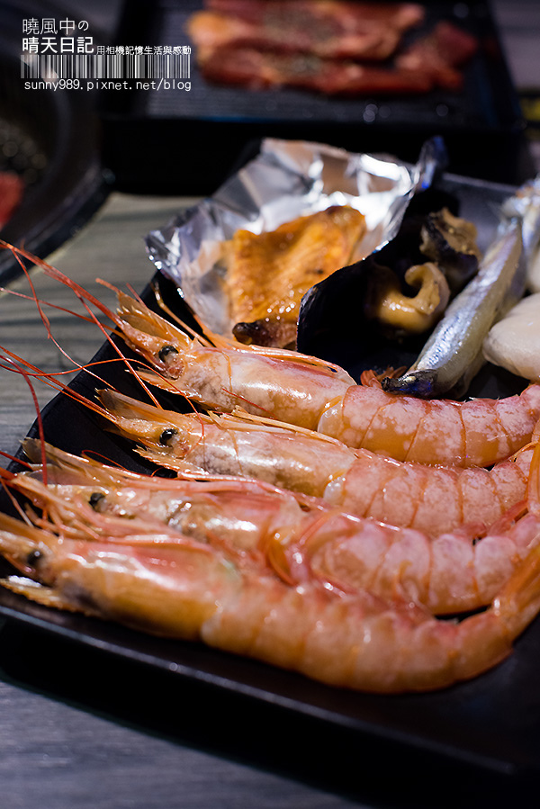 好客 酒吧燒烤(忠孝店)：【口碑券試吃】在台北的天空享受燒肉--天空酒吧好客