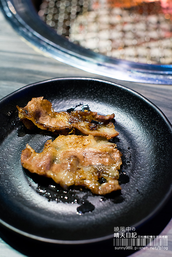 好客 酒吧燒烤(忠孝店)：【口碑券試吃】在台北的天空享受燒肉--天空酒吧好客