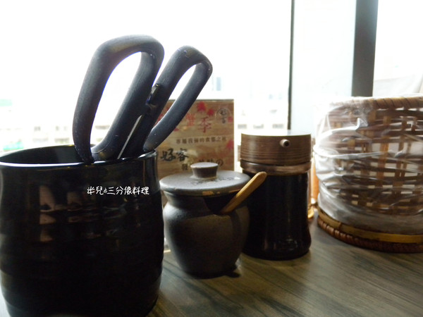 好客 酒吧燒烤(忠孝店):【台北市大安區。酒吧燒烤】近忠孝復興捷運站 好客。酒吧燒烤 東區火烤兩吃吃到飽推薦