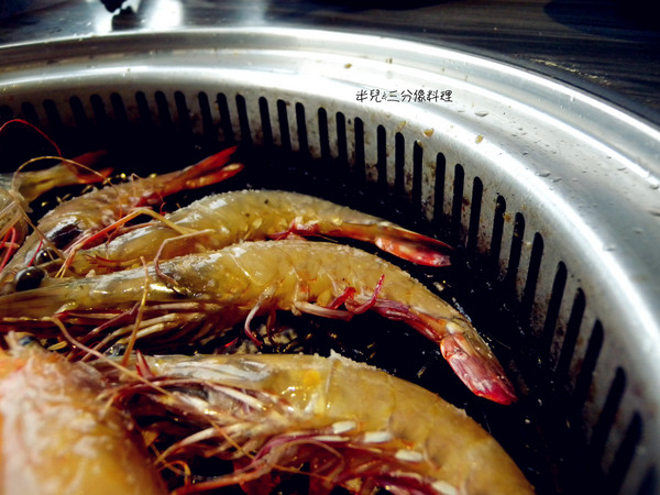 好客 酒吧燒烤(忠孝店):【台北市大安區。酒吧燒烤】近忠孝復興捷運站 好客。酒吧燒烤 東區火烤兩吃吃到飽推薦