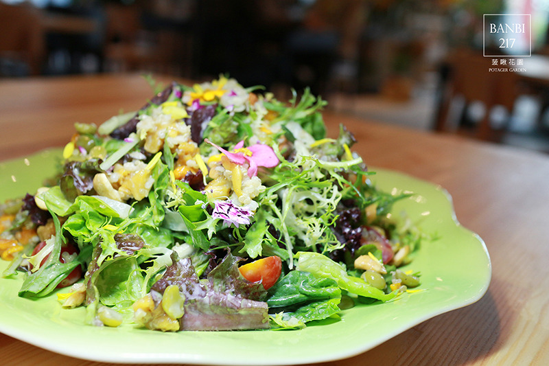 Banbi217 美食旅遊: 菠啾花園 Potager Garden 來自日本的野菜甜點專門店,內湖美食下午茶(捷運港墘站)
