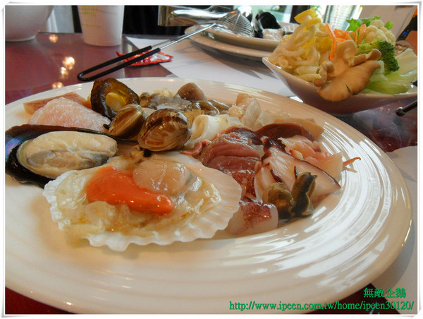 青森Dryad時尚餐館：【Go Tainan試吃邀約】蝦米？在旅館也能品嚐「秋蟹」!!!!_《青森Dryad時尚餐廳》