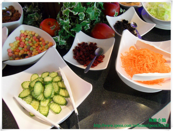 青森Dryad時尚餐館：【Go Tainan試吃邀約】蝦米？在旅館也能品嚐「秋蟹」!!!!_《青森Dryad時尚餐廳》